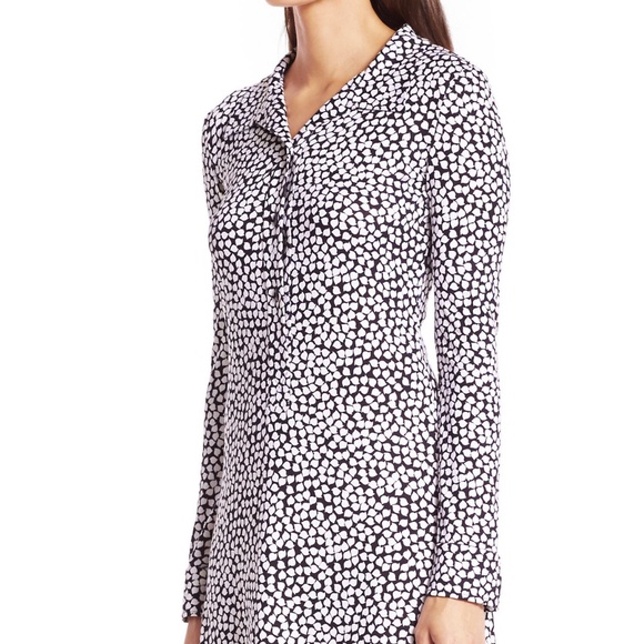 DVF Anna Silk Jersey Shirt Dress in Rose Heart Black, Size 0 - Picture 3 of 13